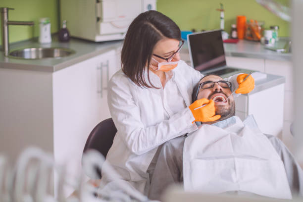 Best Cracked Tooth Emergency Dentist  in Yoe, PA